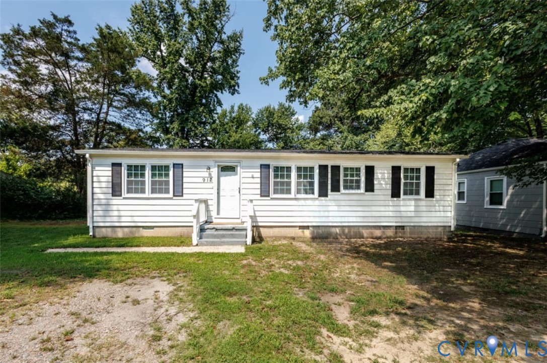 912 Rosemont Rd