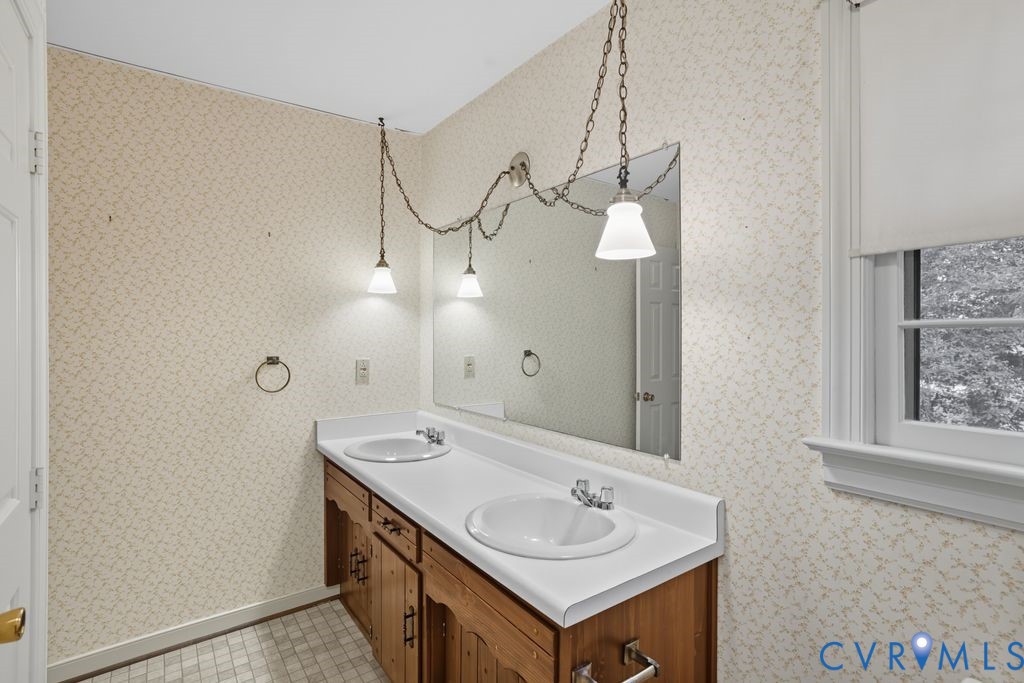 12805 Gloria Ct