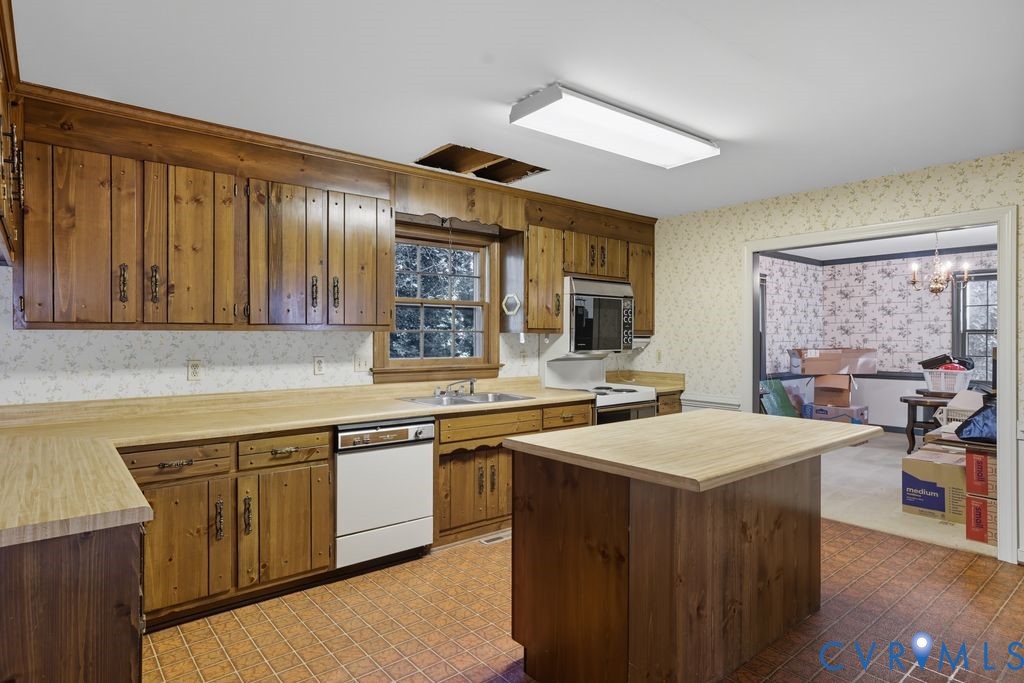 12805 Gloria Ct