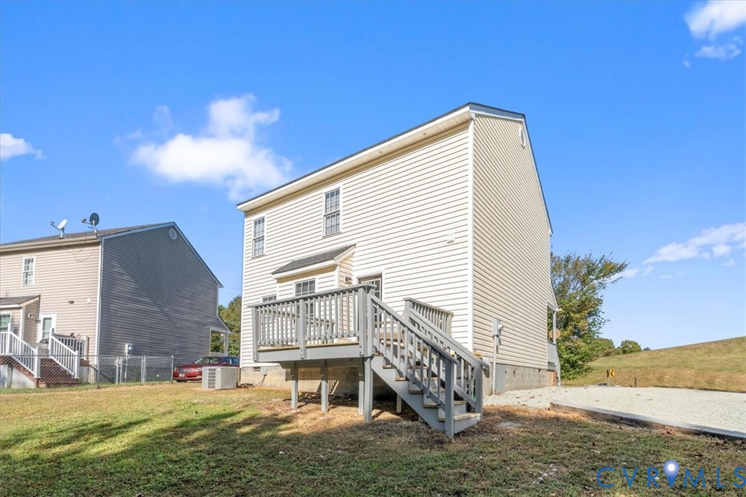 1902 Dellrose Dr