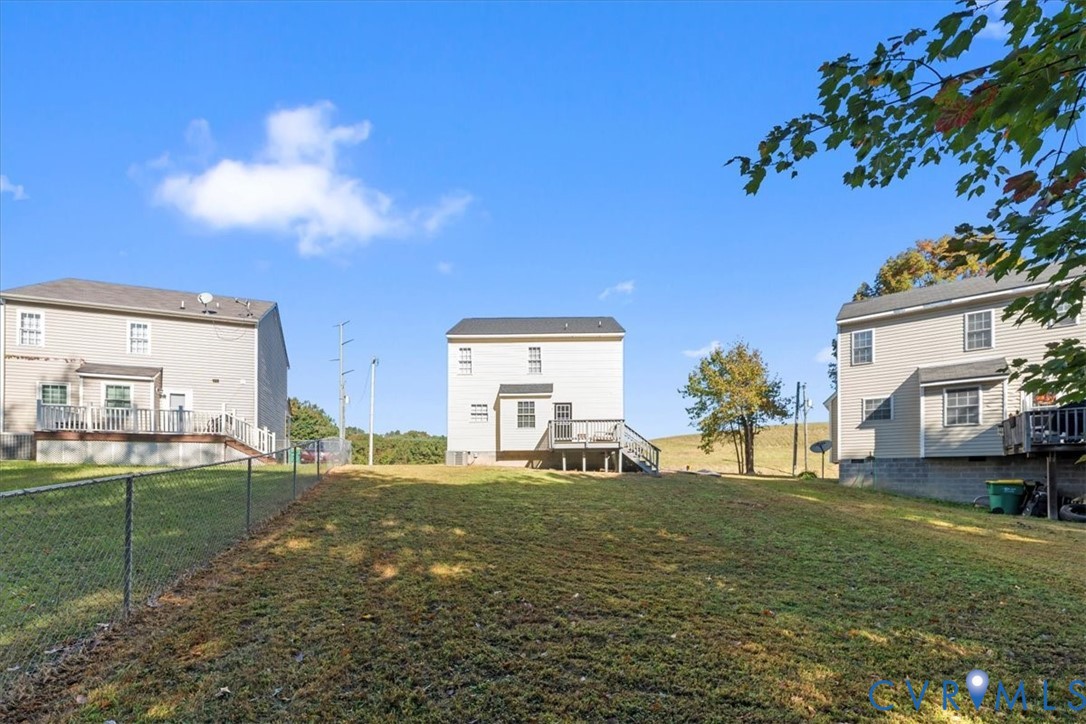 1902 Dellrose Dr