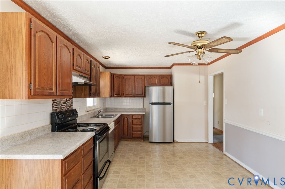 3007 Bensley Rd
