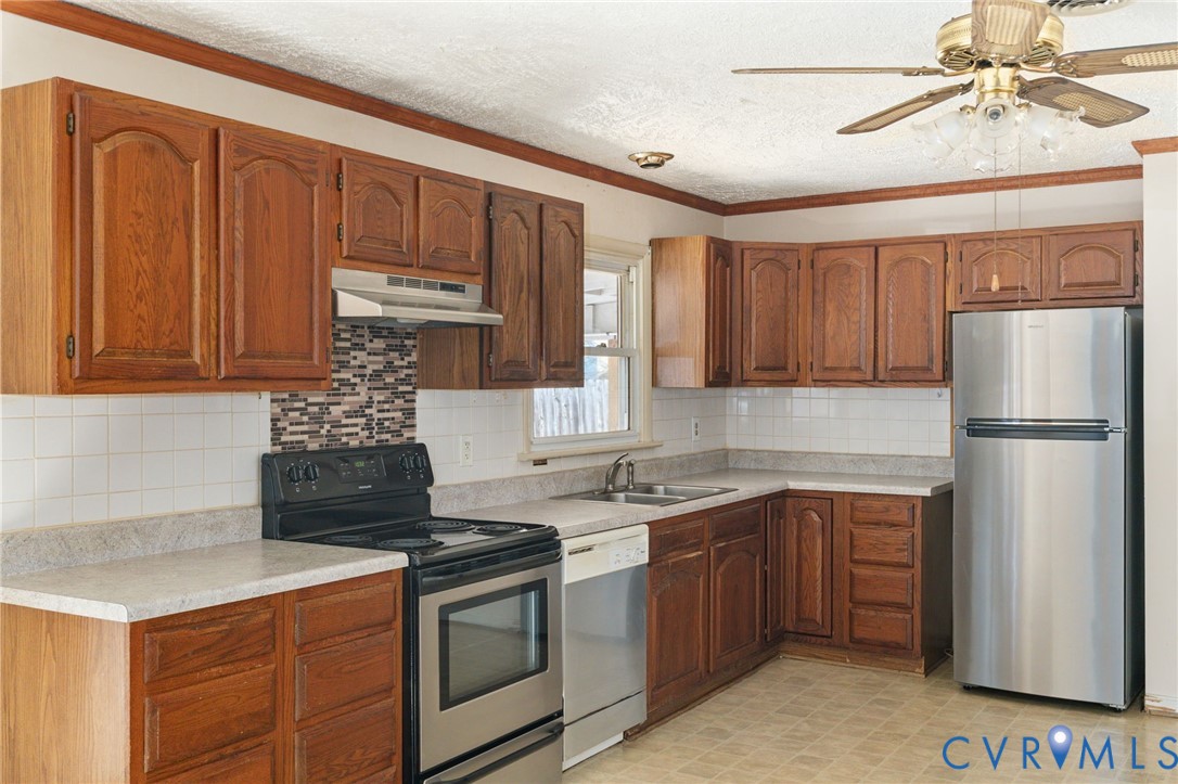 3007 Bensley Rd