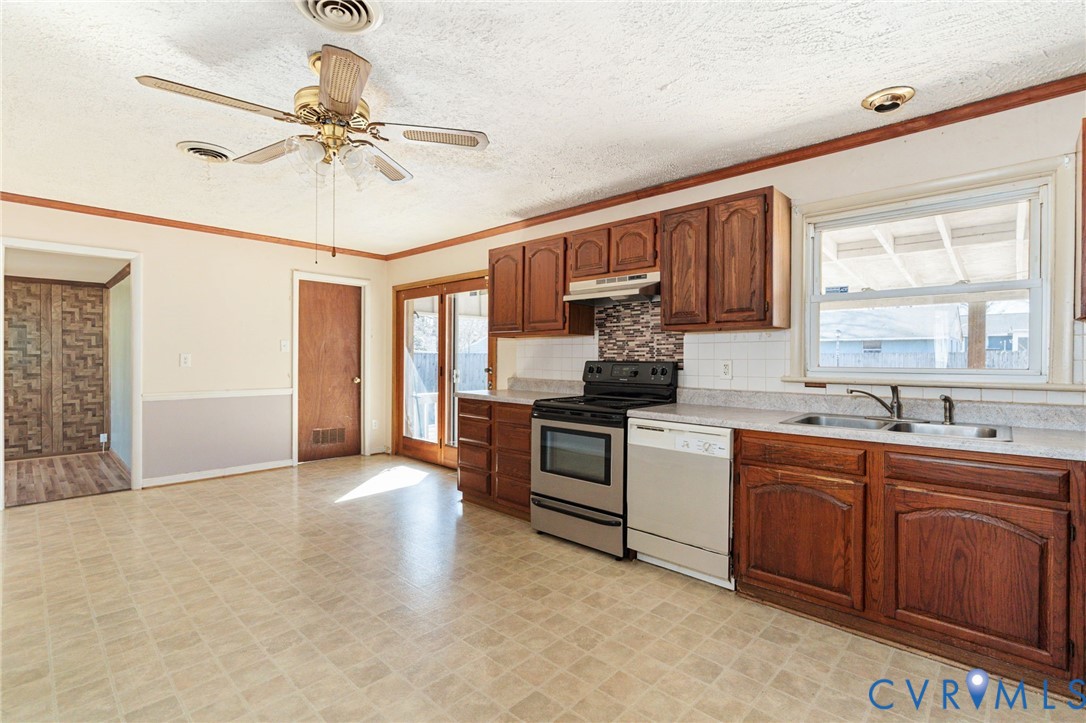 3007 Bensley Rd