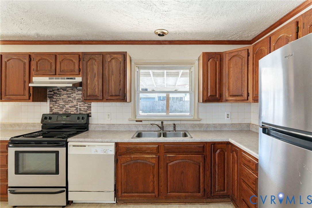 3007 Bensley Rd
