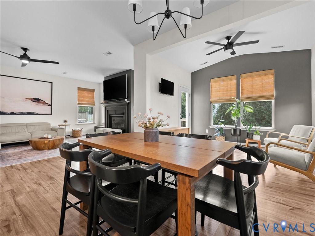 6413 Richwood Trl