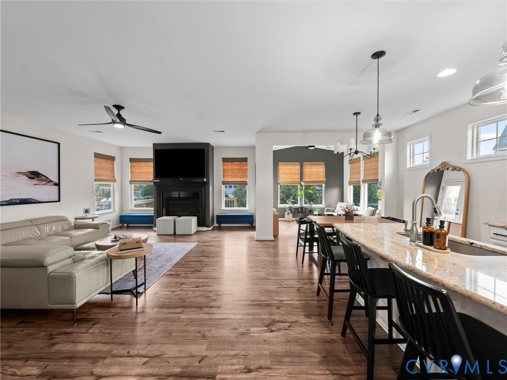 6413 Richwood Trl