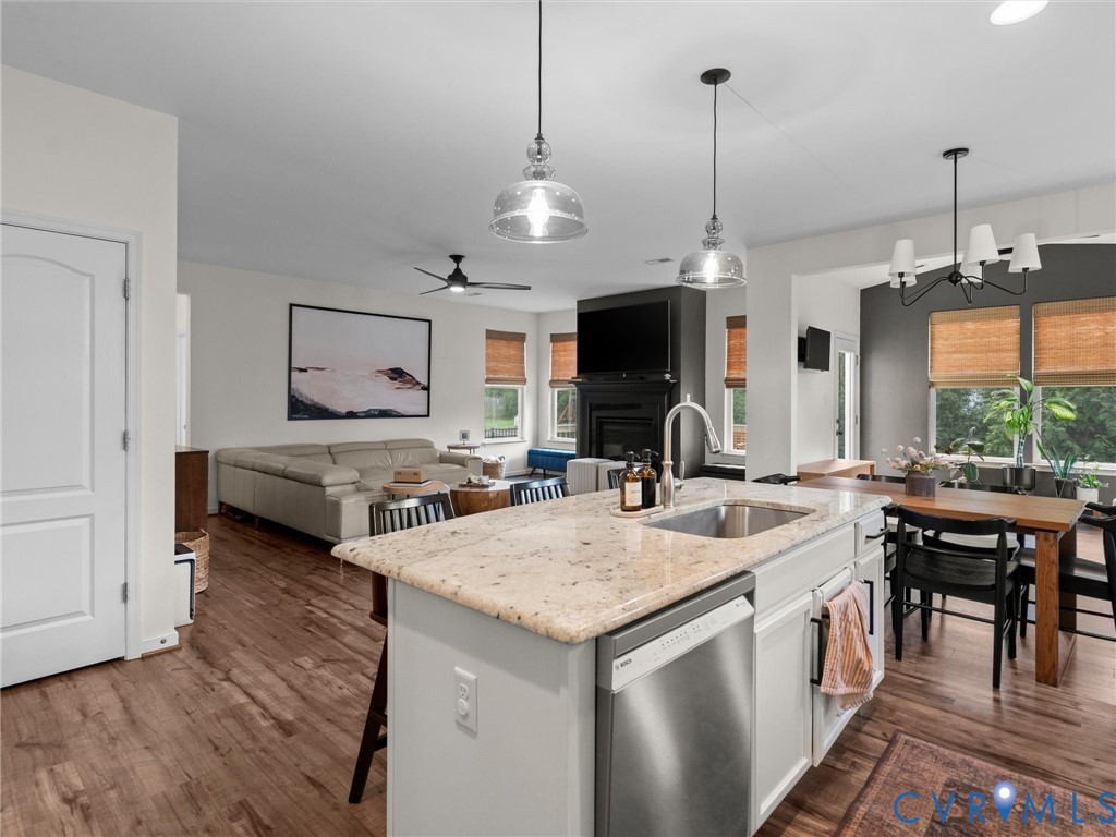 6413 Richwood Trl