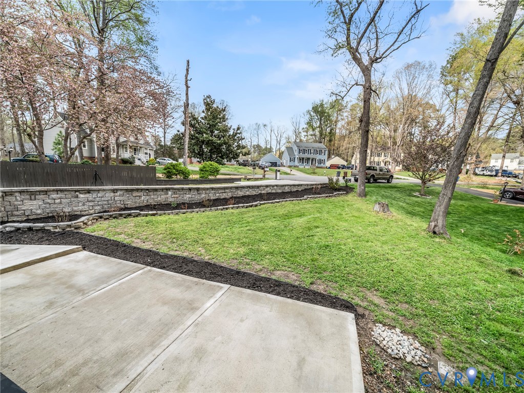 2002 Castle Glen Ct