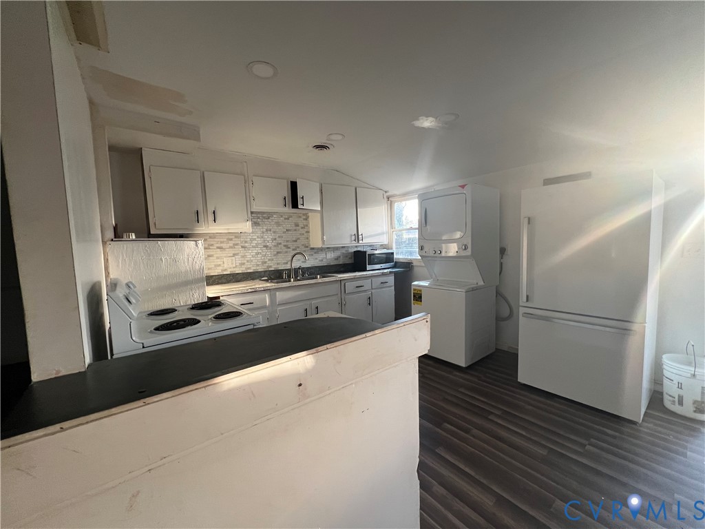 1406 Bramwell Rd