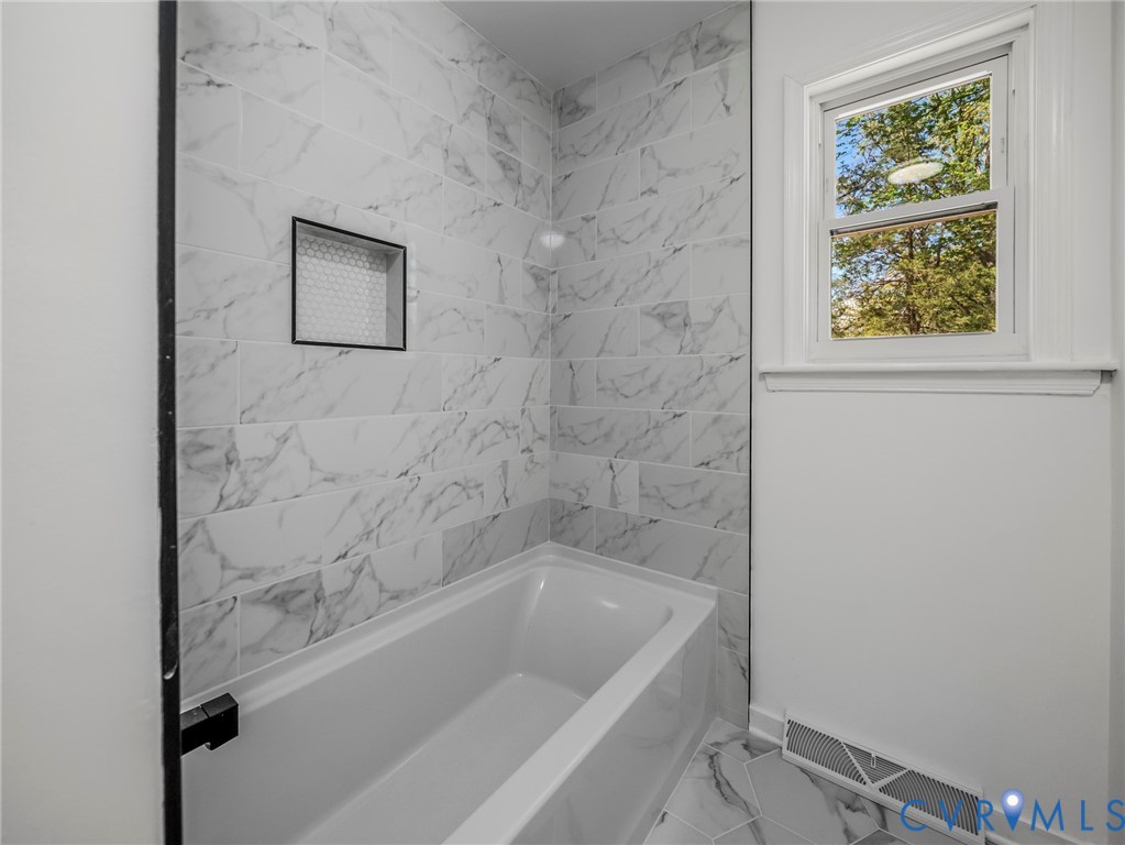 2806 Bluebell Ct