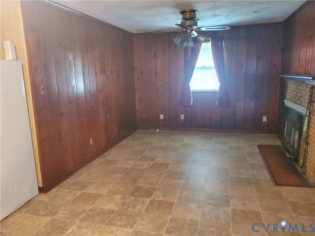 514 Duffton Rd
