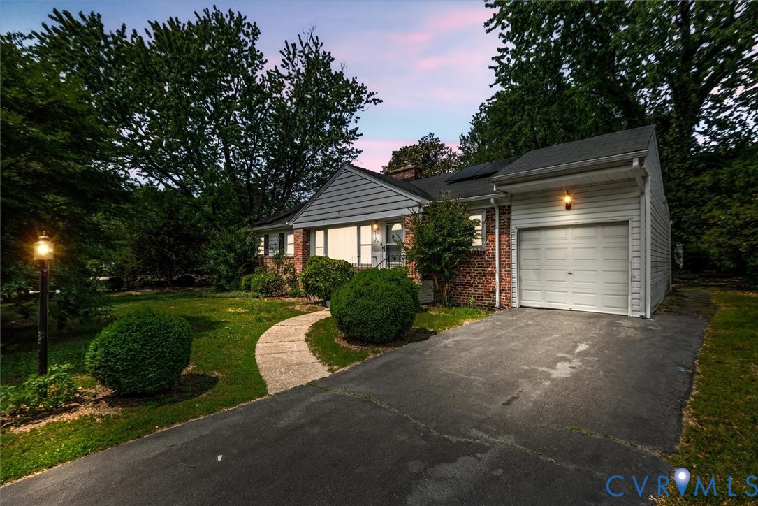 3100 Oconto Rd