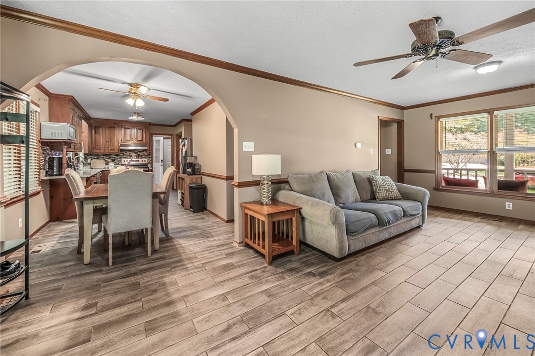 4212 Hunters Landing Dr