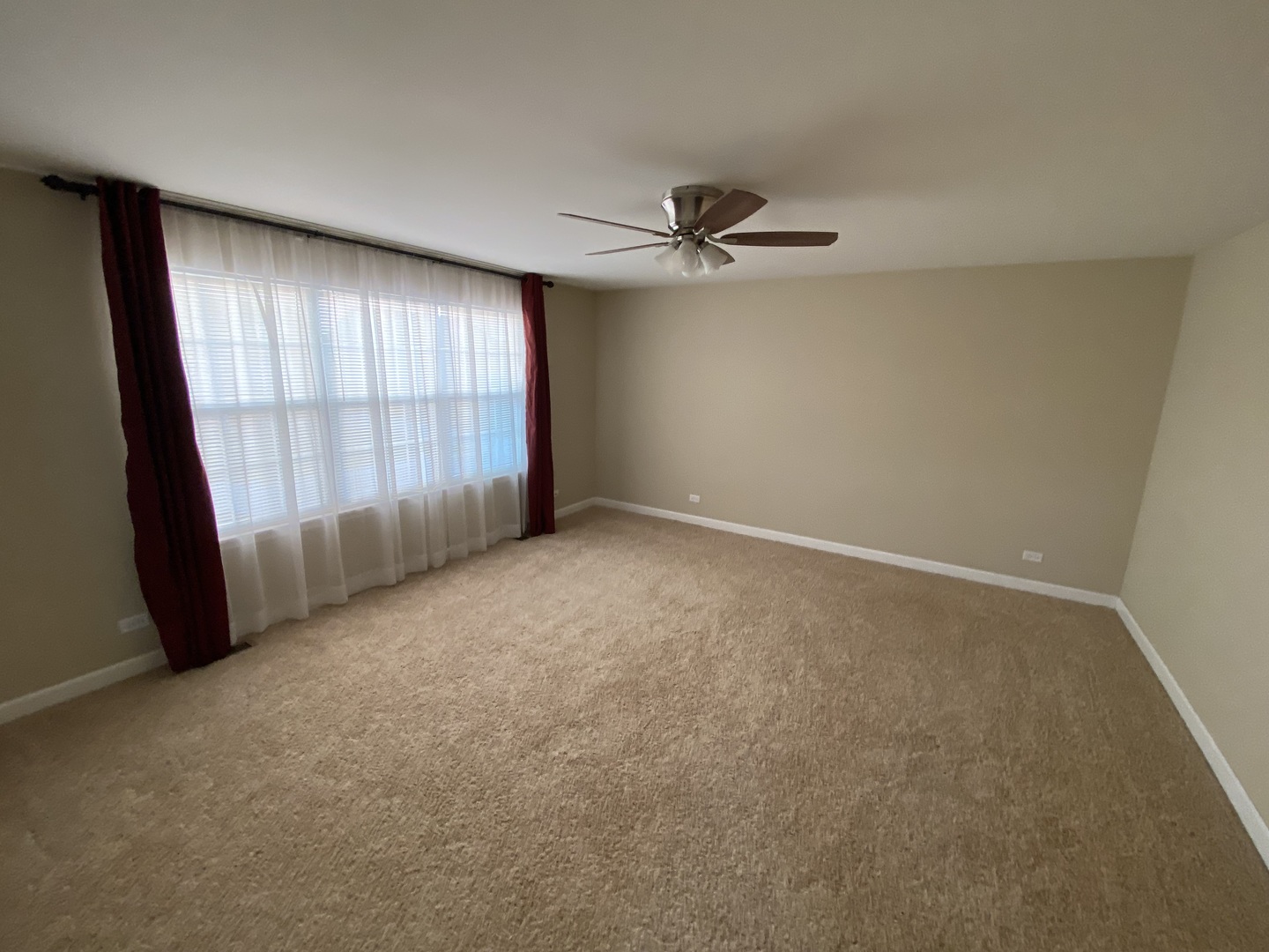 5742 Oak Ridge Way