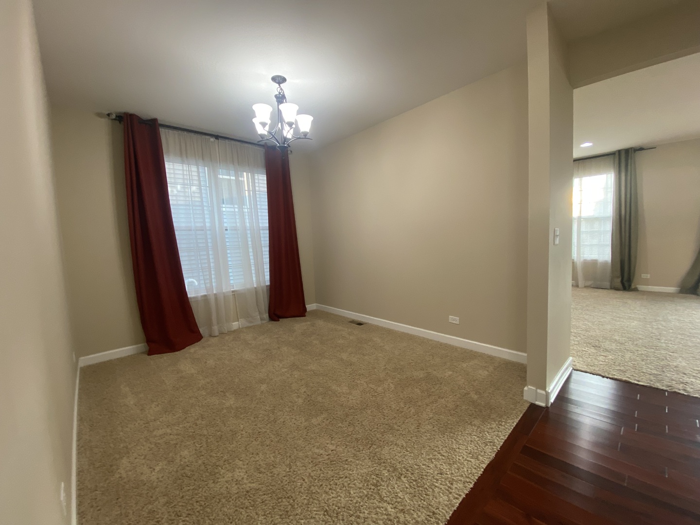 5742 Oak Ridge Way