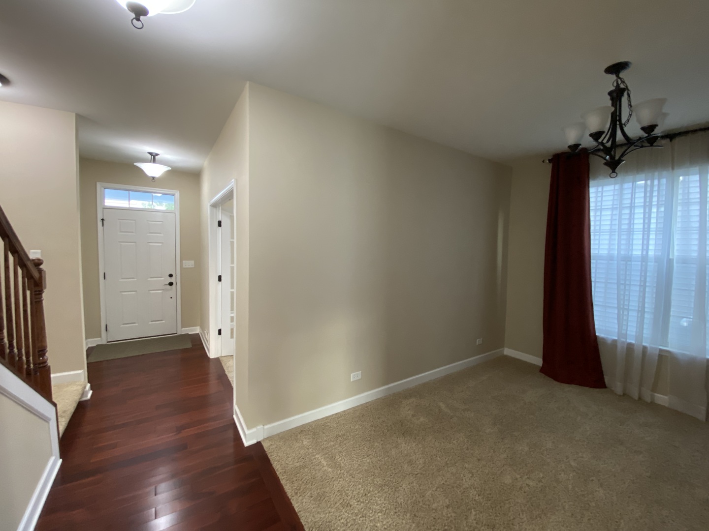 5742 Oak Ridge Way