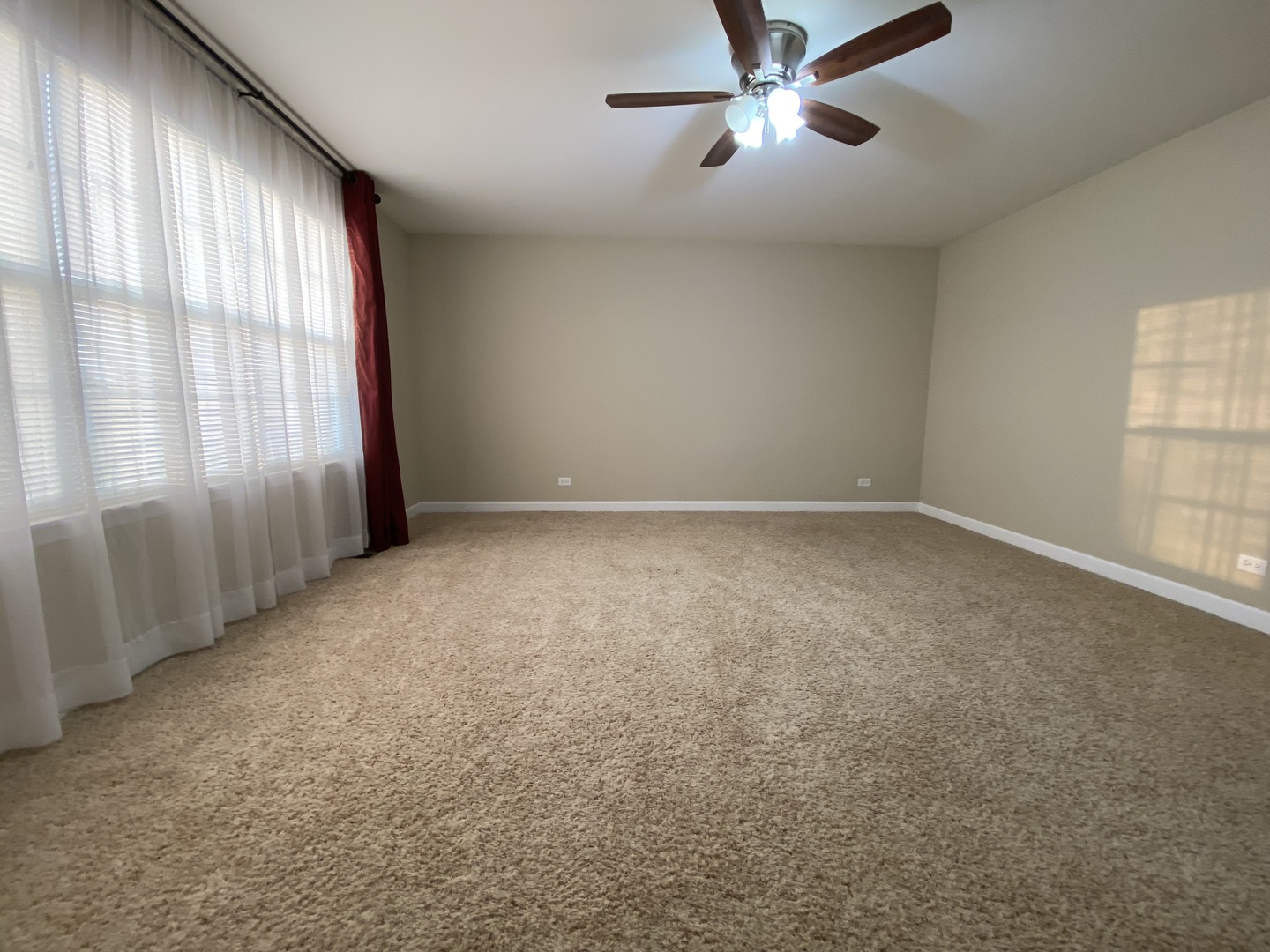 5742 Oak Ridge Way