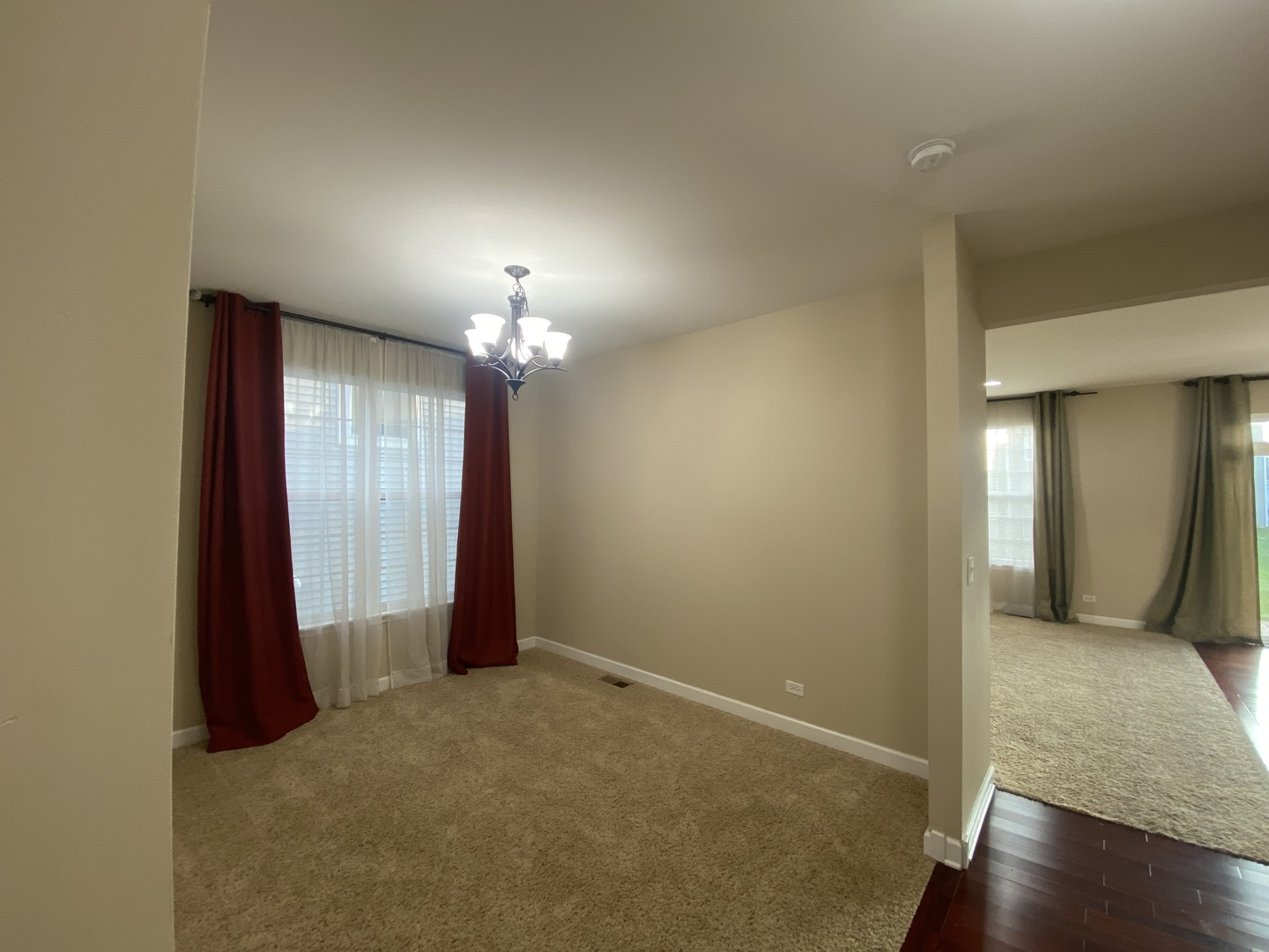 5742 Oak Ridge Way