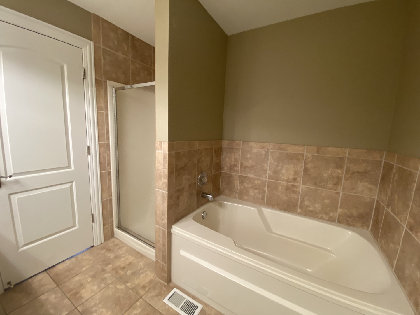 23 Foxcroft Road Unit: 115