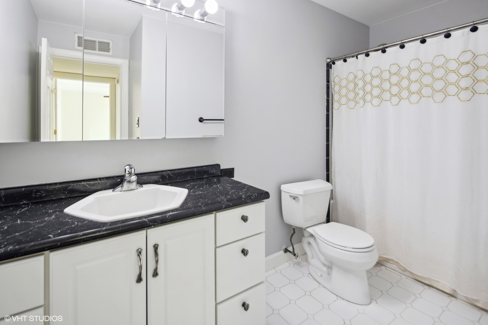 5A Kingery Quarter Unit: 202