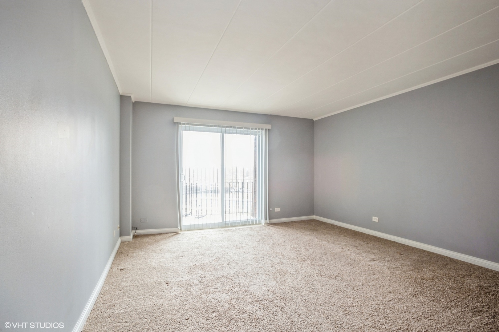 220 S Roselle Road Unit: 524