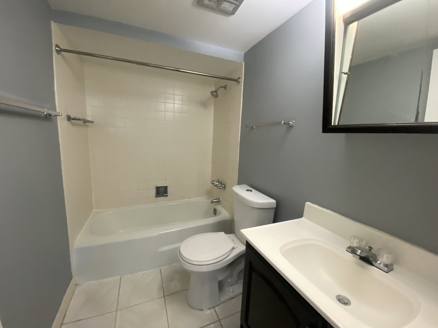 300 S Roselle Road Unit: 522