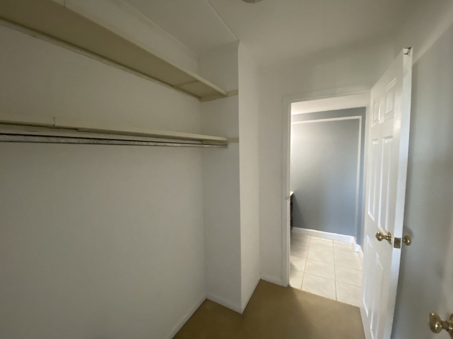 300 S Roselle Road Unit: 522