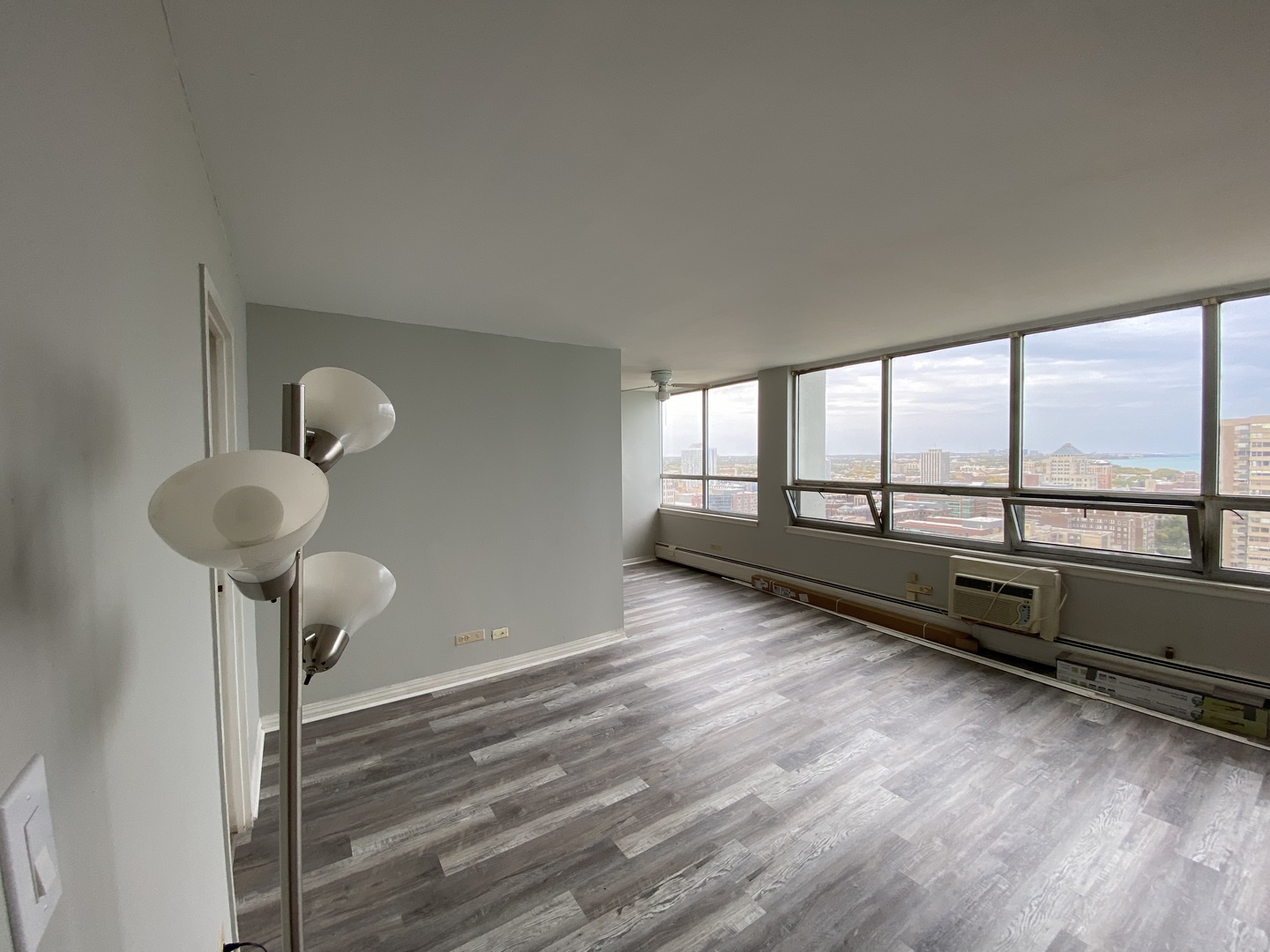 6171 N Sheridan Road Unit: 2207