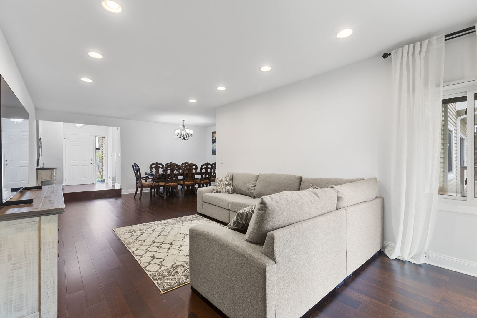 205 WINDING OAK Lane Unit: 205