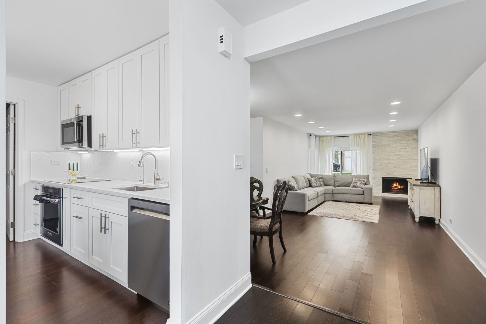 205 WINDING OAK Lane Unit: 205