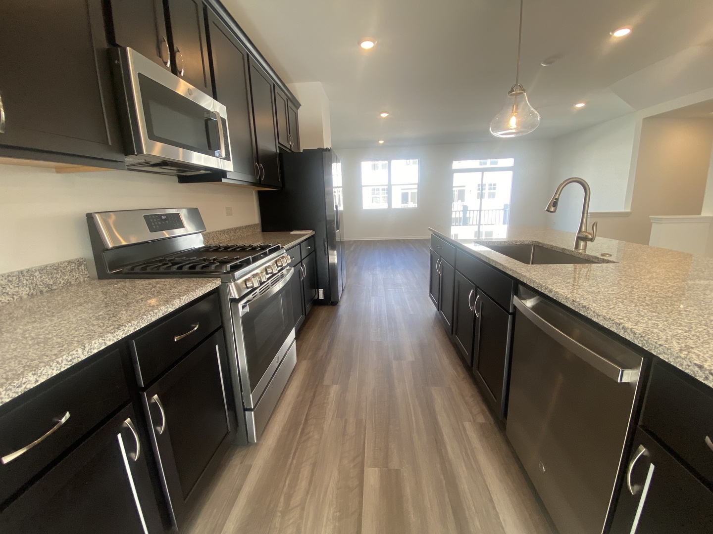 4443 Chelsea Manor Circle