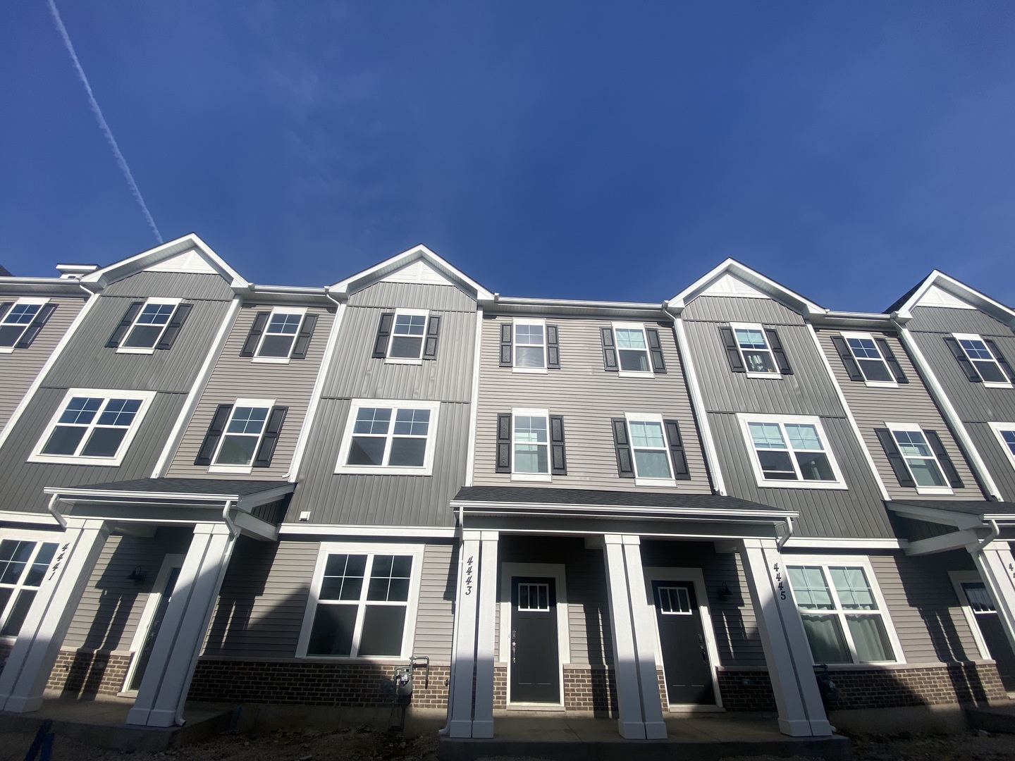 4443 Chelsea Manor Circle