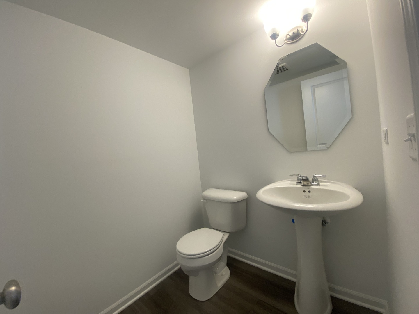 4443 Chelsea Manor Circle