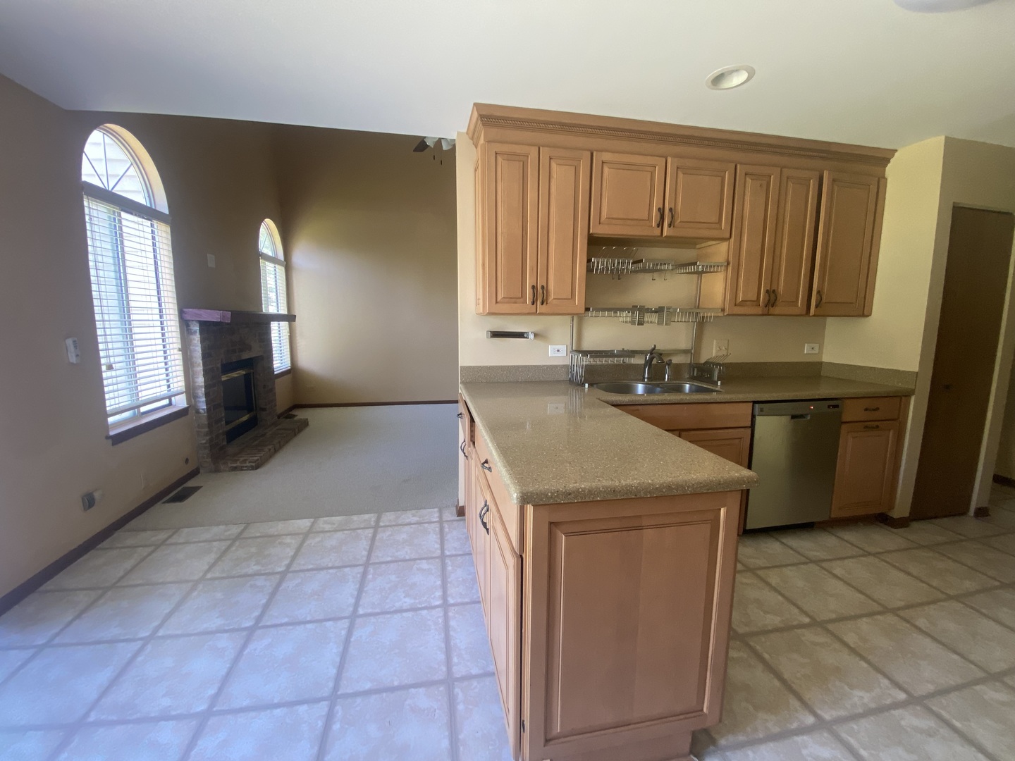 165 Winchester Drive Unit: 165