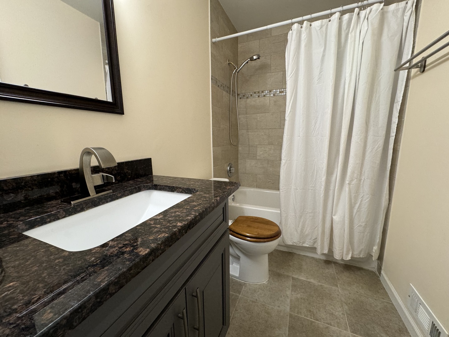 123 Potawatomi Trail Unit: B