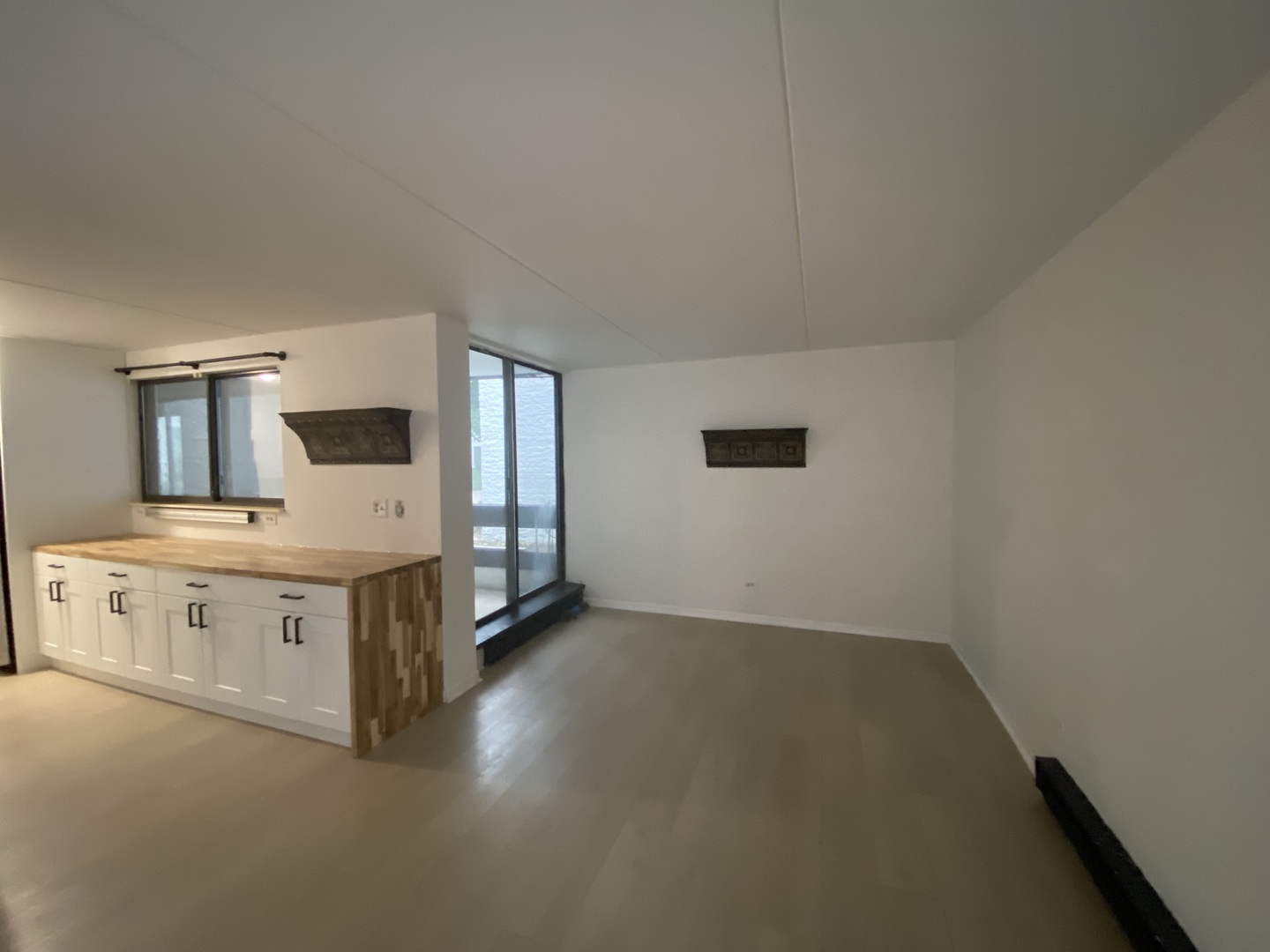 358 W Miner Street Unit: 1A