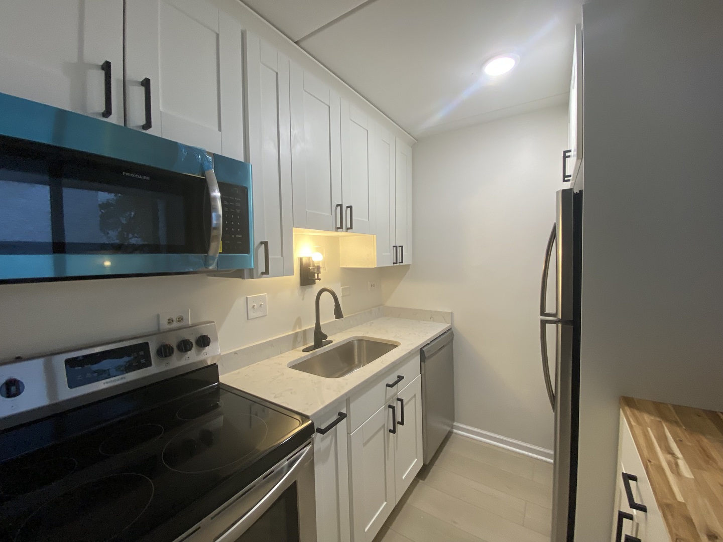 358 W Miner Street Unit: 1A
