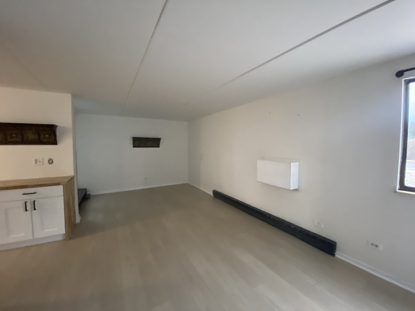 358 W Miner Street Unit: 1A