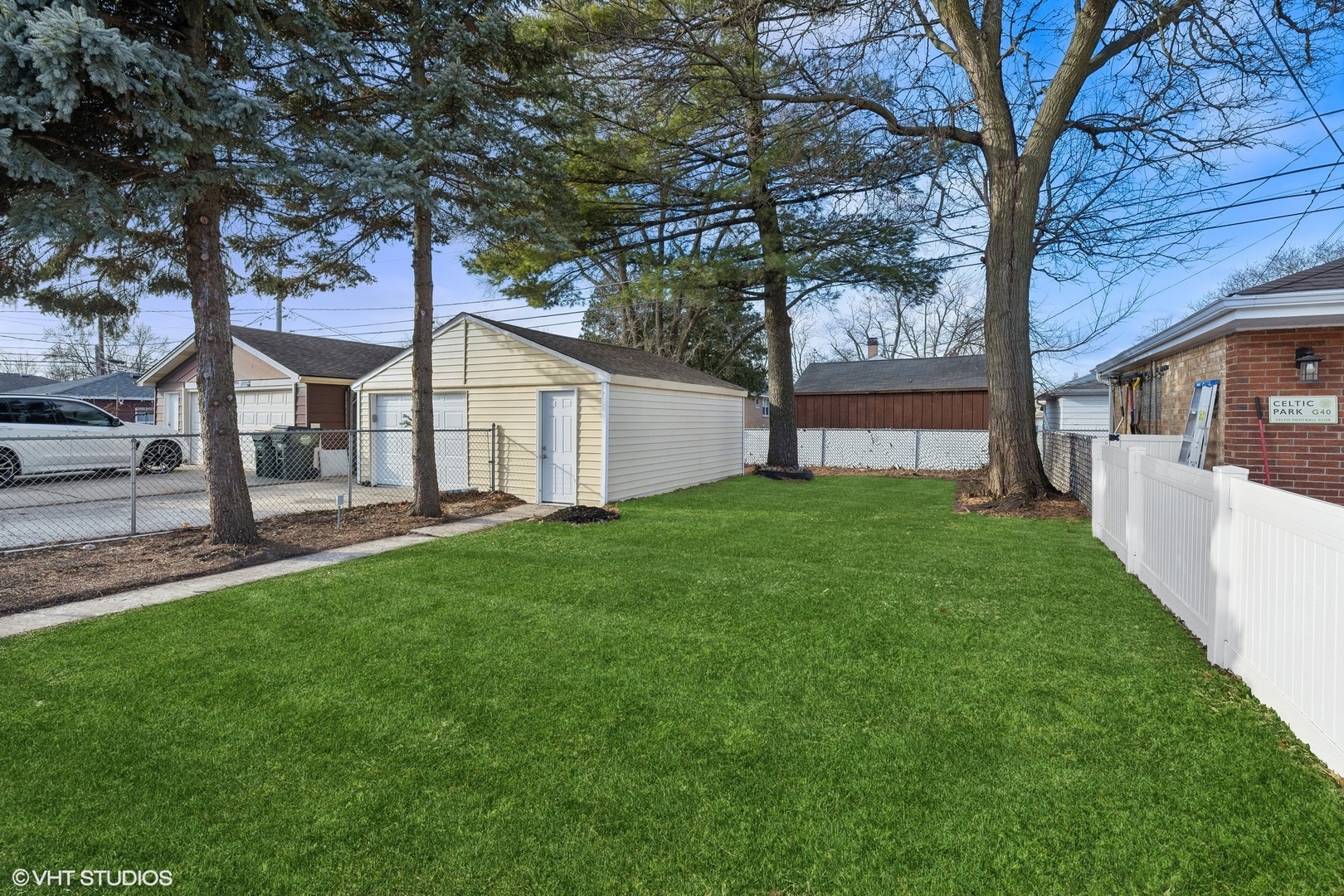 8026 N ELMORE Street