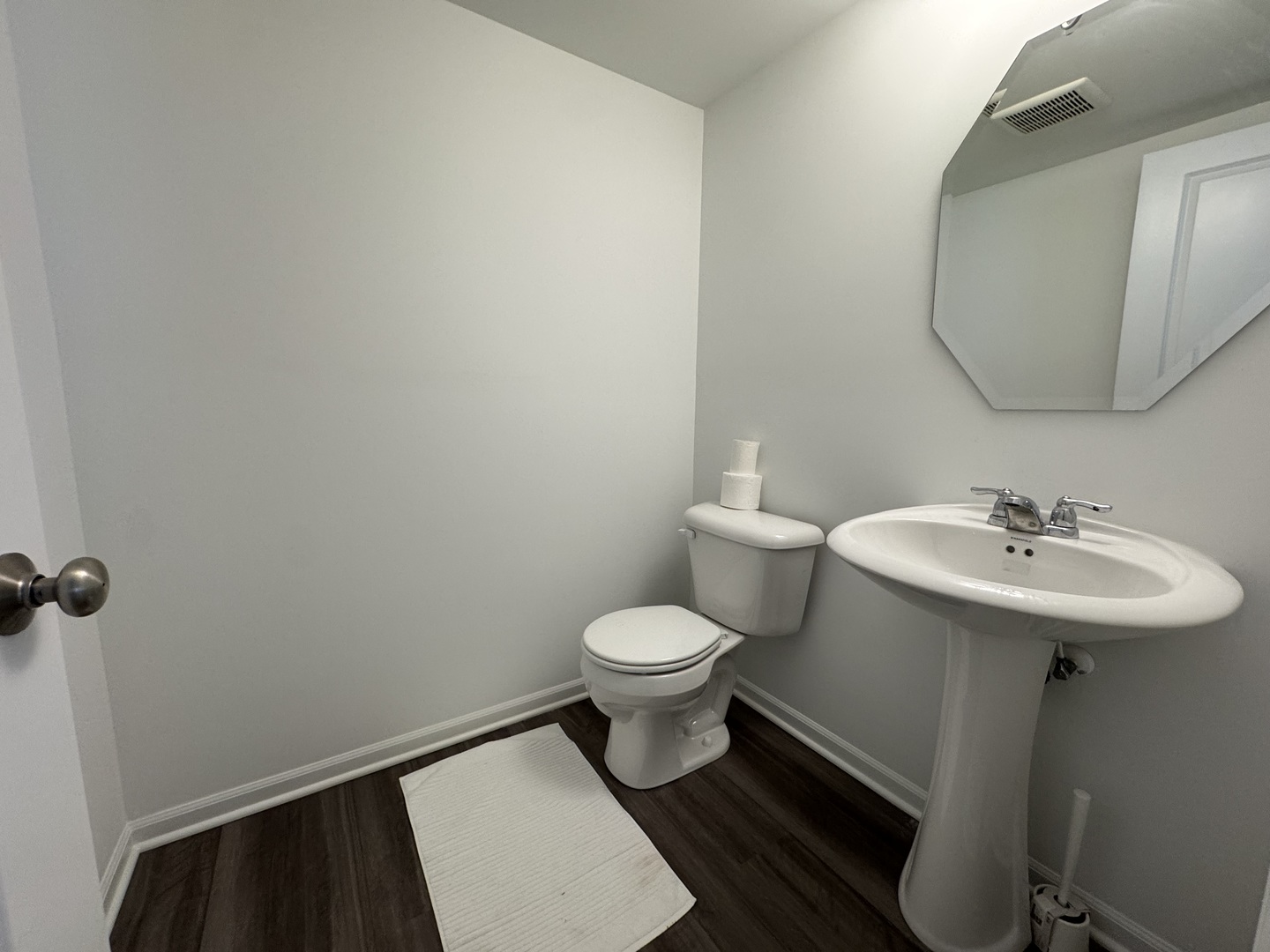 4443 Chelsea Manor Circle