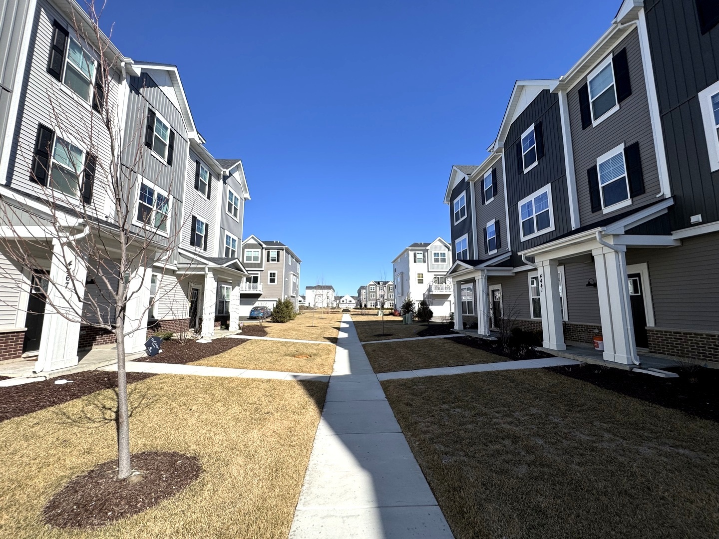 4443 Chelsea Manor Circle