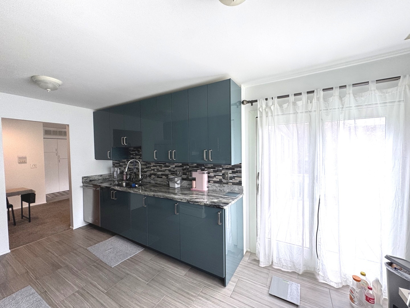 220 OAK KNOLL Court Unit: A2
