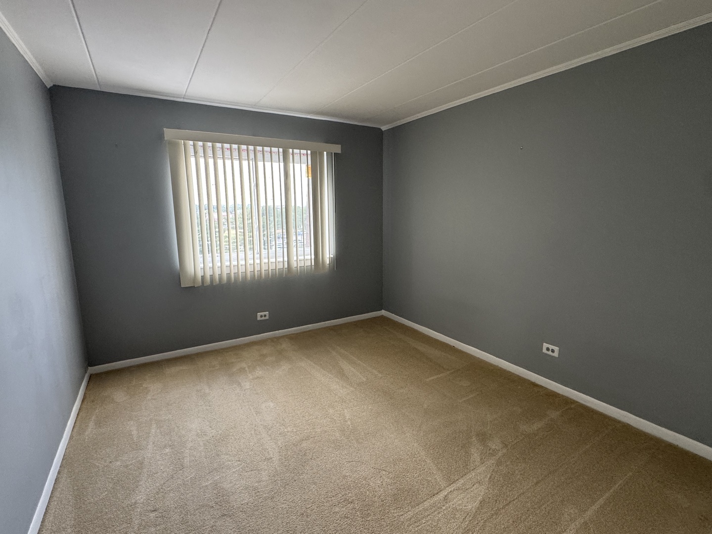 300 S Roselle Road Unit: 522