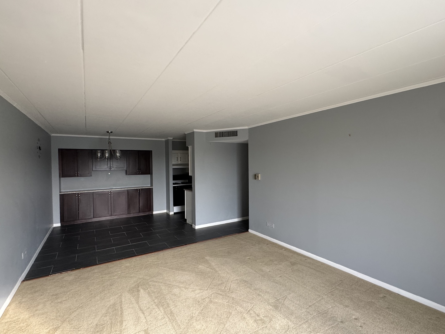 300 S Roselle Road Unit: 522