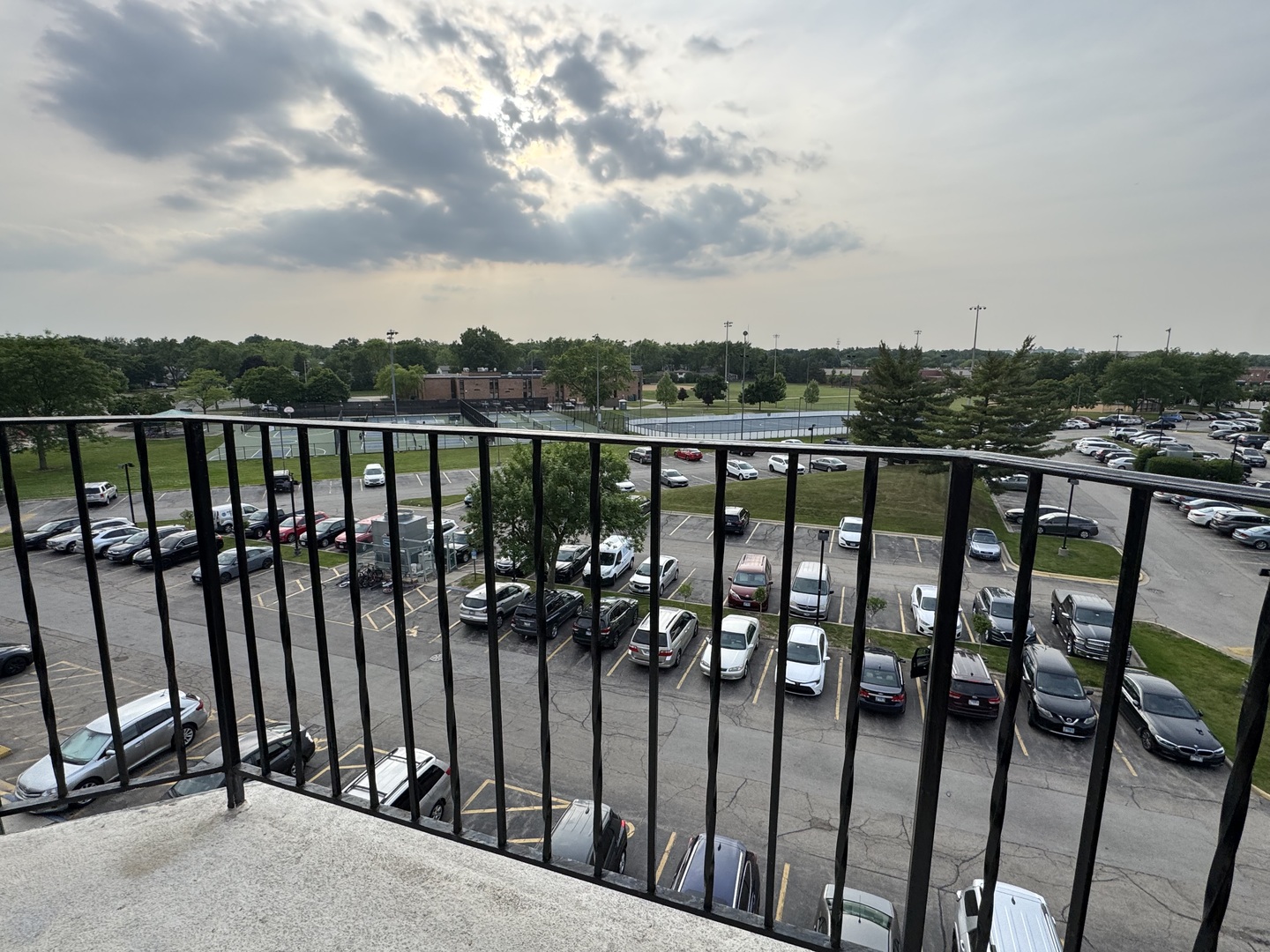 300 S Roselle Road Unit: 522