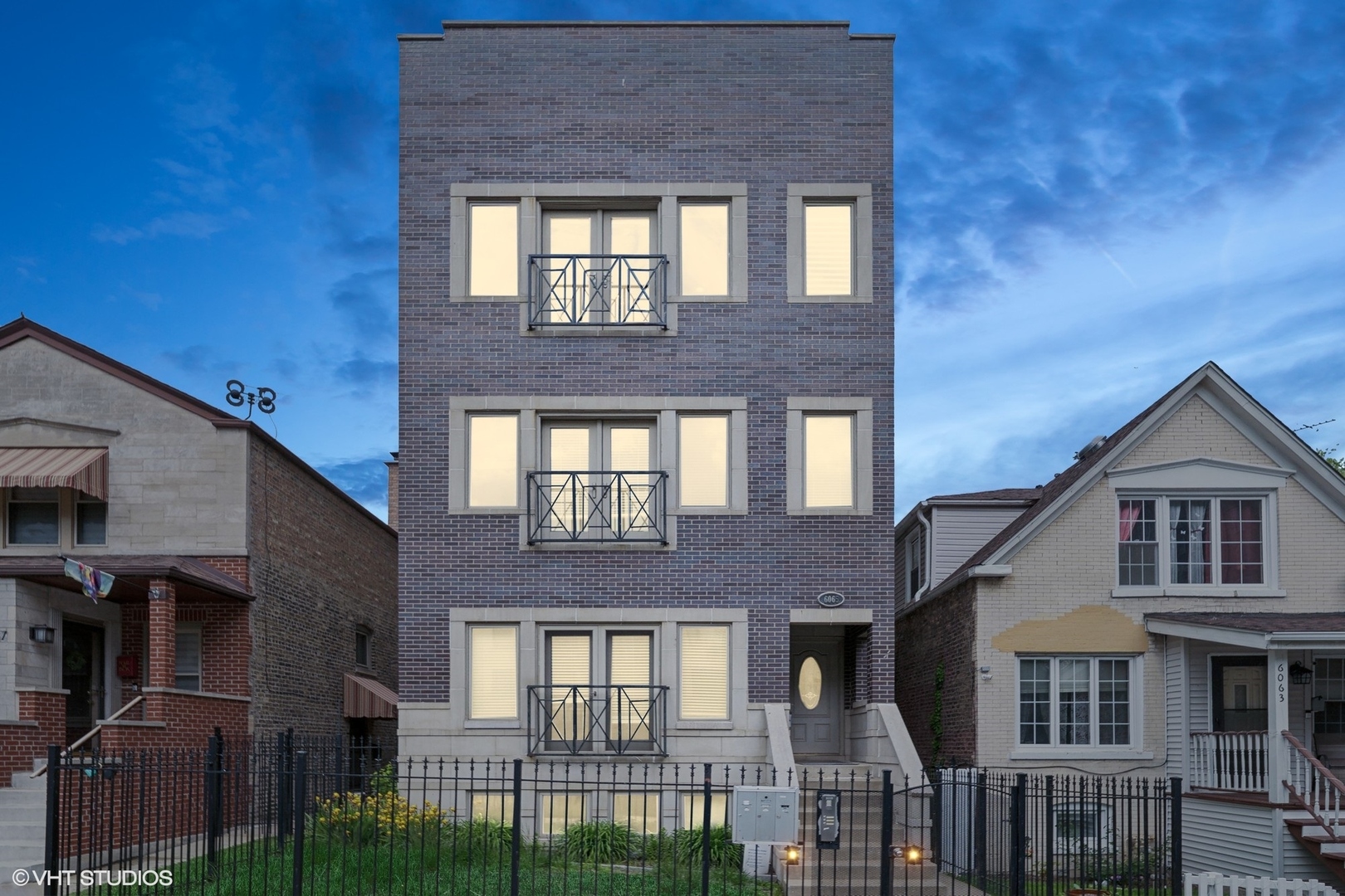 6065 N Ridge Avenue Unit: 3