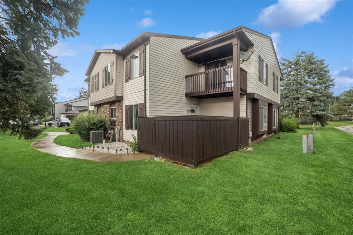 8P S Fernwood Drive