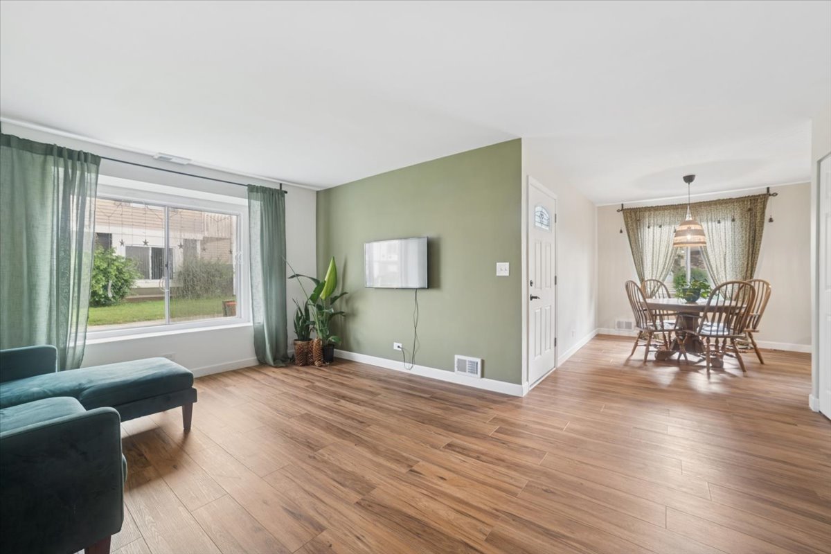 8P S Fernwood Drive