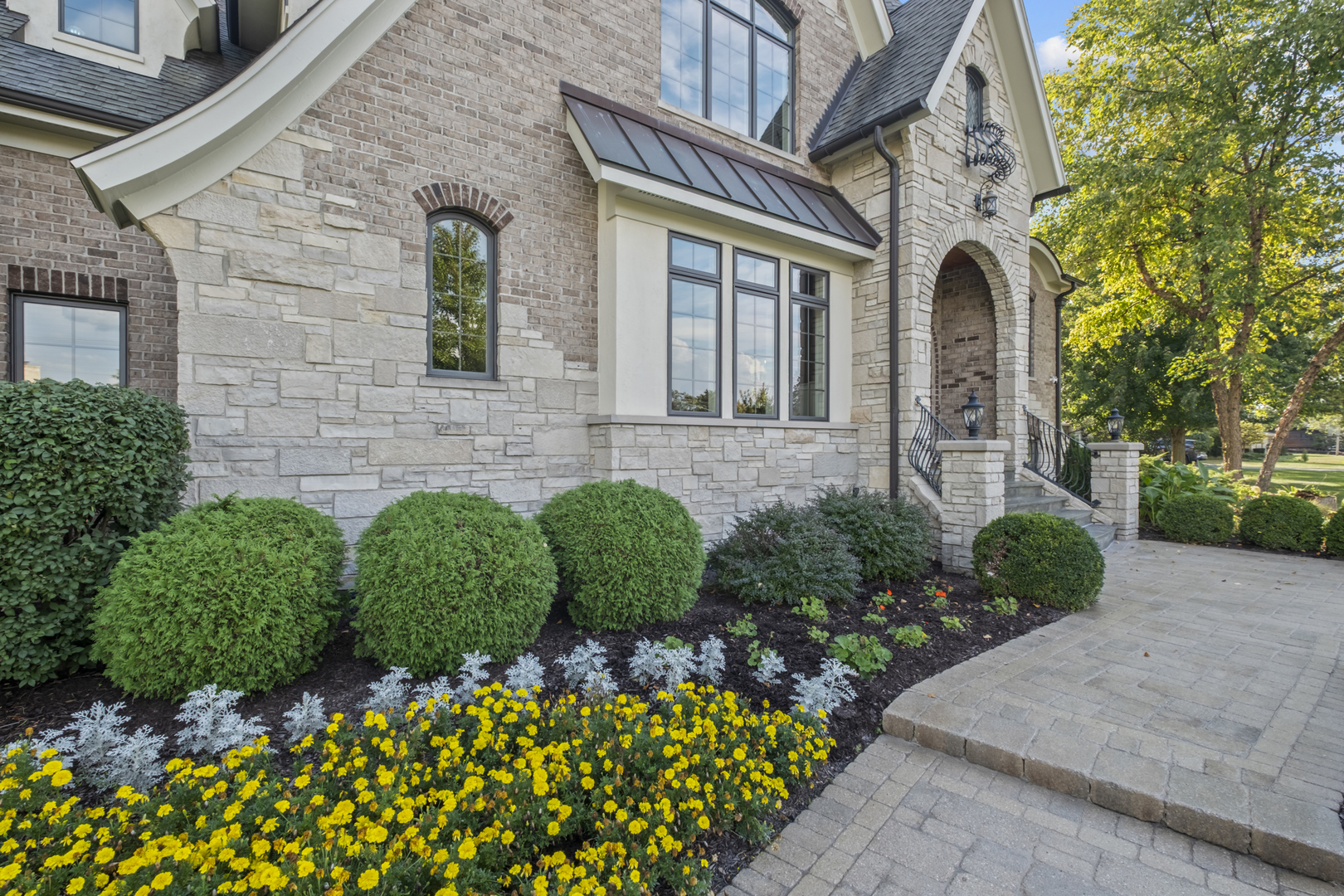17W033 87th Street